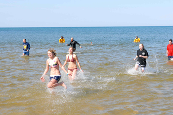 Lake Jump to benefit Jaycees mini golf.