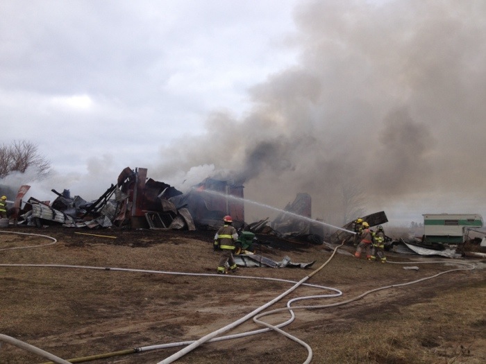 Fire destroys Fountain barn and trailer