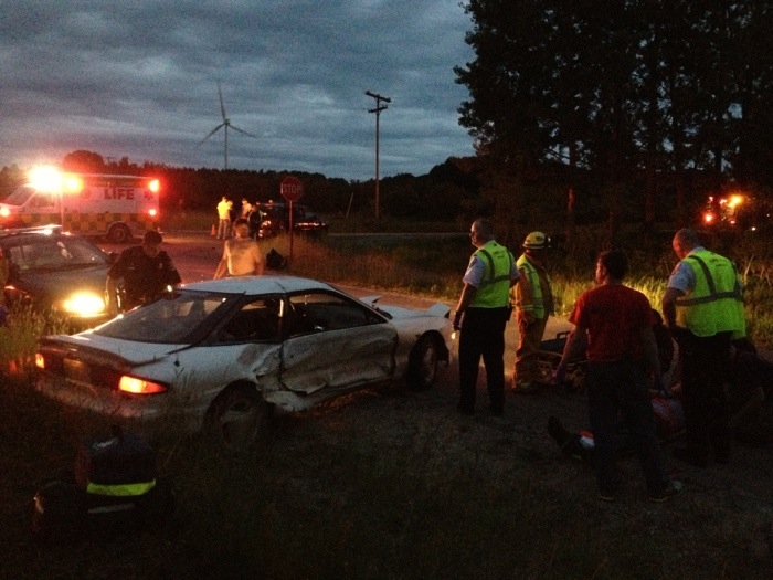 1 injured in Riverton crash