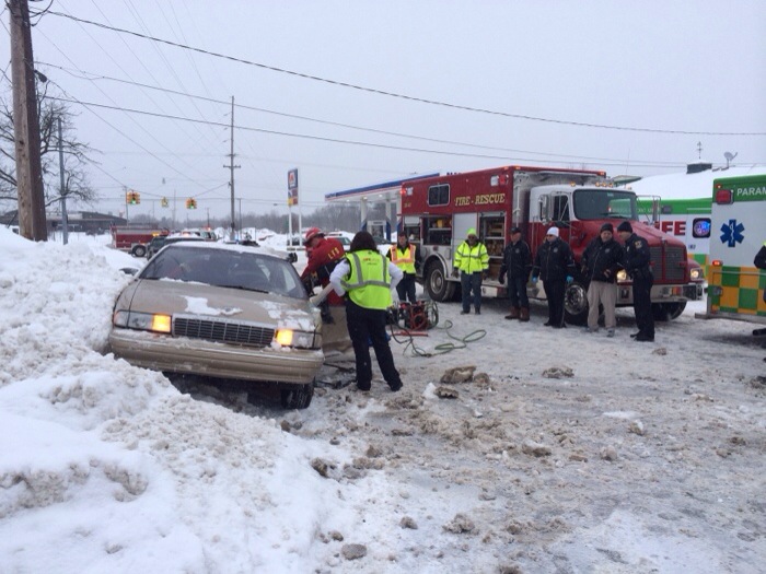 Children injured in Jackson Rd crash