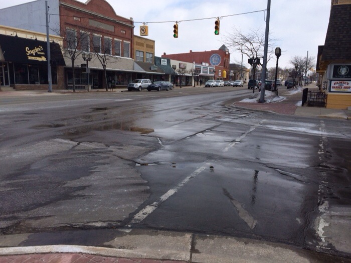 Water main repairs will close east-bound Ludington Ave. at James