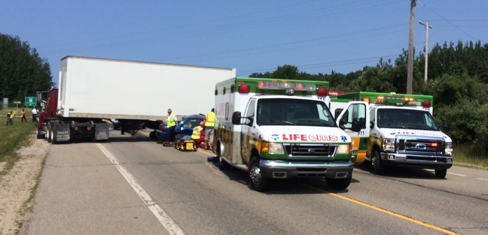 1 dead following car/semi crash on PM Highway