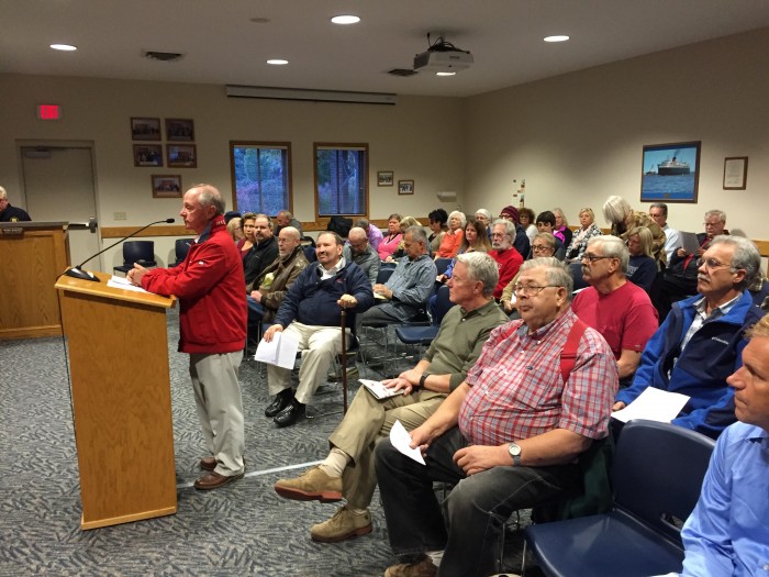 Ludington council approves rental ordinance.