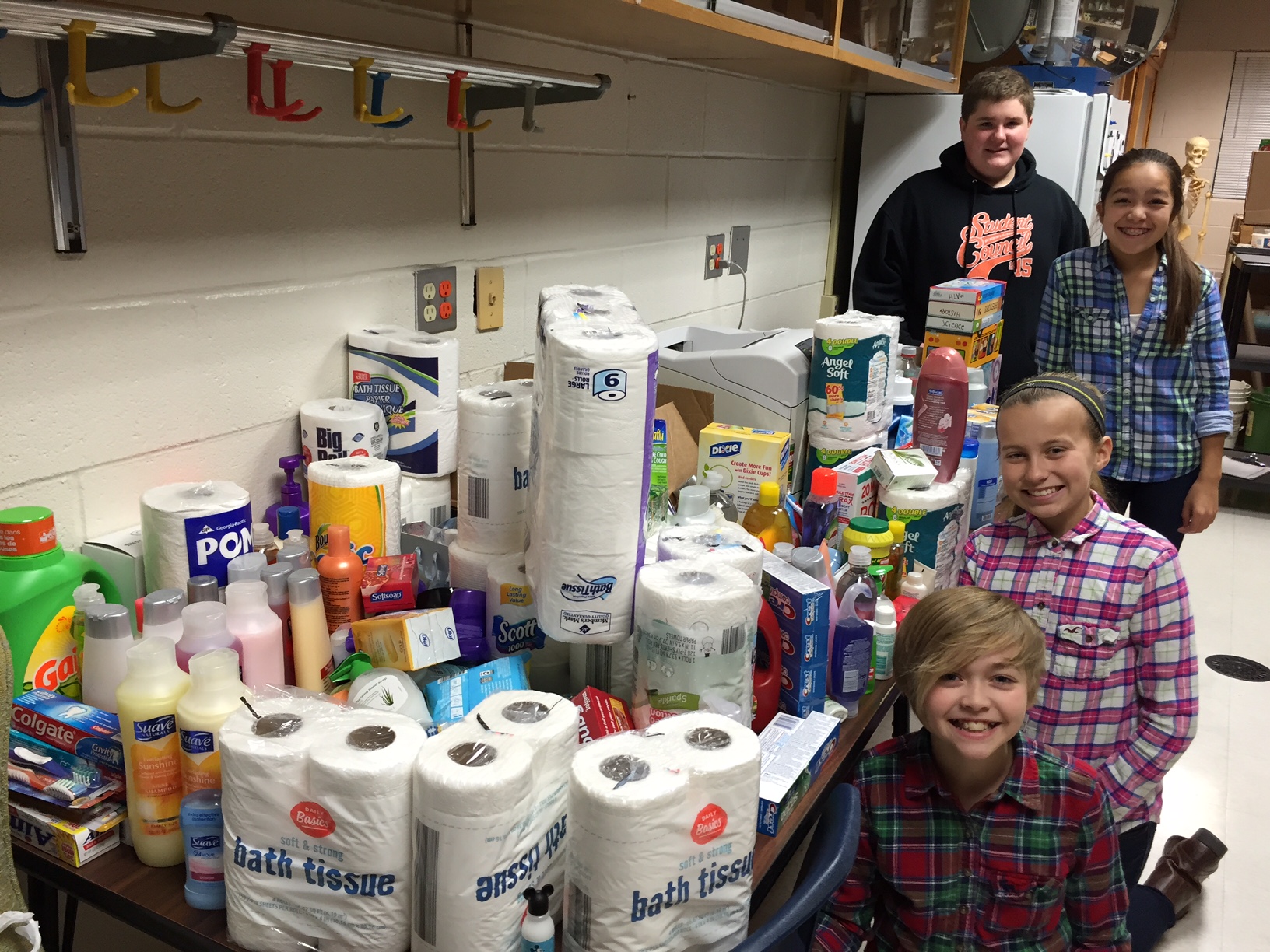 O.J. DeJonge students collect over 1,000 food and household items for holidays.
