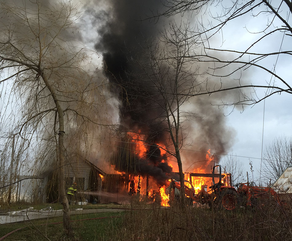 Oil cooker blamed for lakeshore house fire.