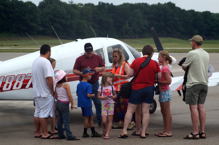 Local pilots offering free youth flights Saturday.