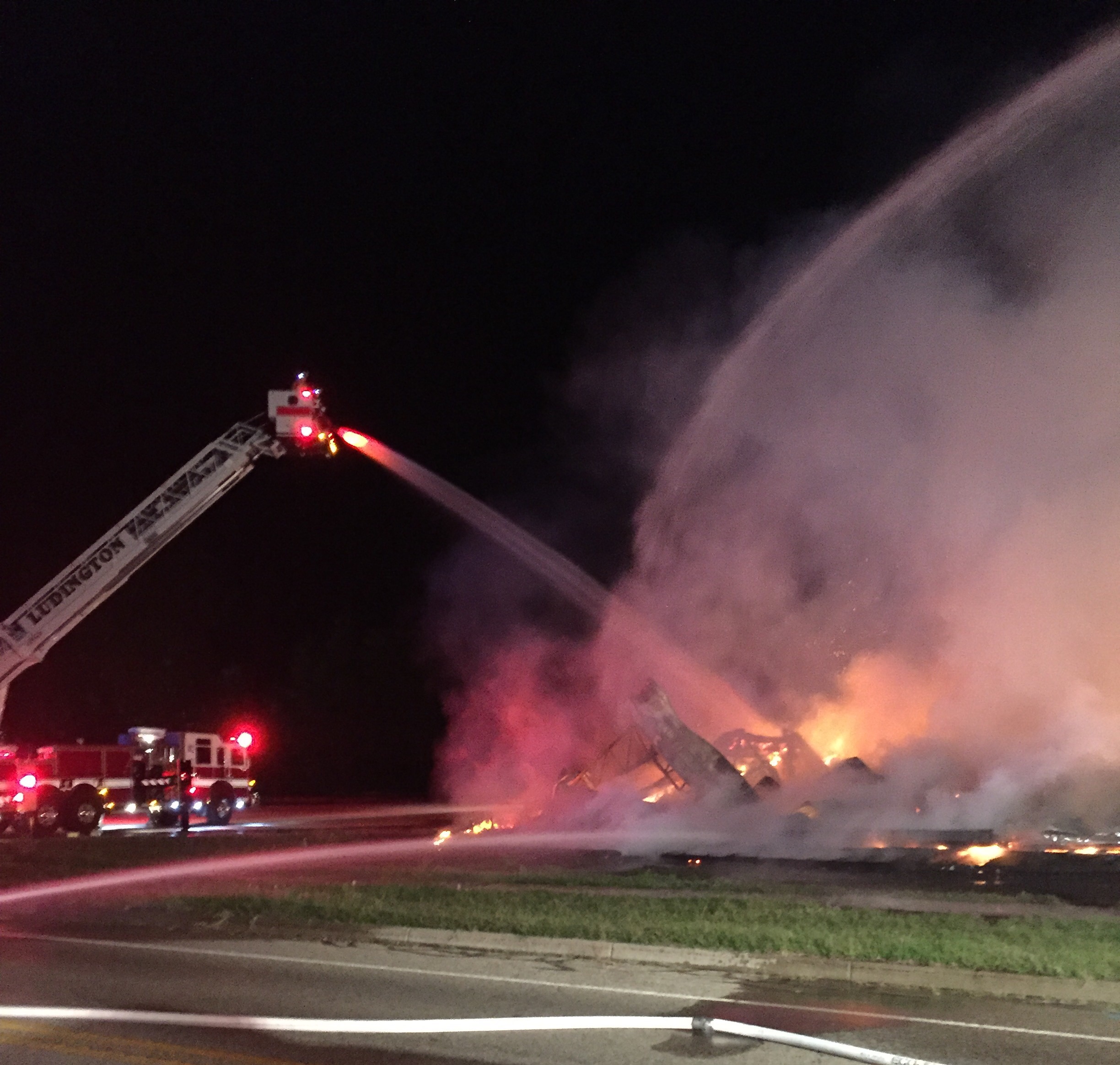 Fire destroys Lakeshore Resource Network building.