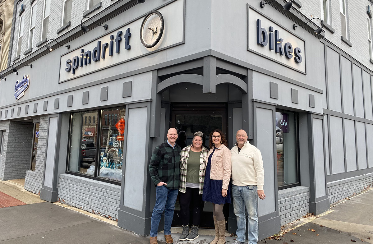 Cluck Bucket moving downtown location; Sprindrift to have new owners