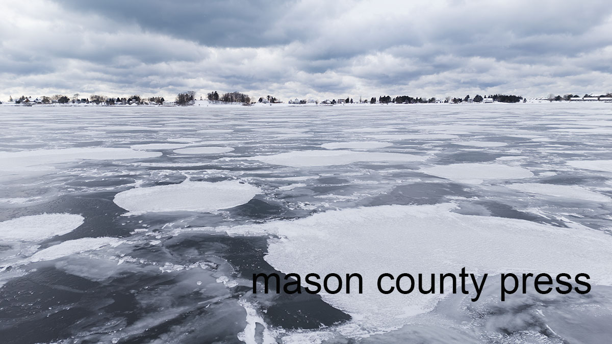 Barge scheduled to arrive on Pere Marquette Lake Thursday